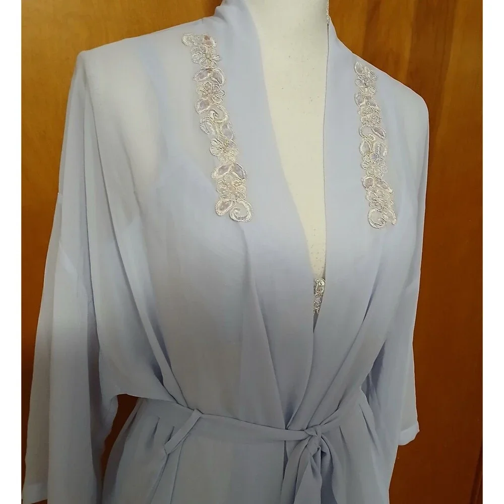 Expressions 2-Piece Lavender Cami Robe Sheer Sequin Collar Nighty Size Medium